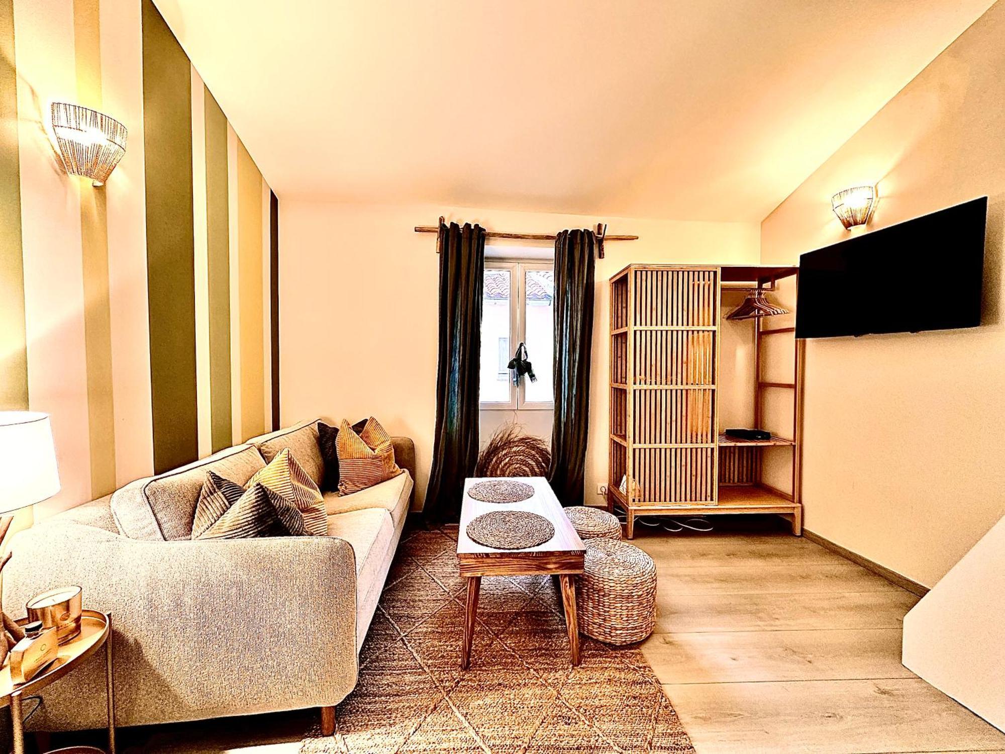 Cozy Studio Le Cedre, Port De Saint Tropez Екстер'єр фото