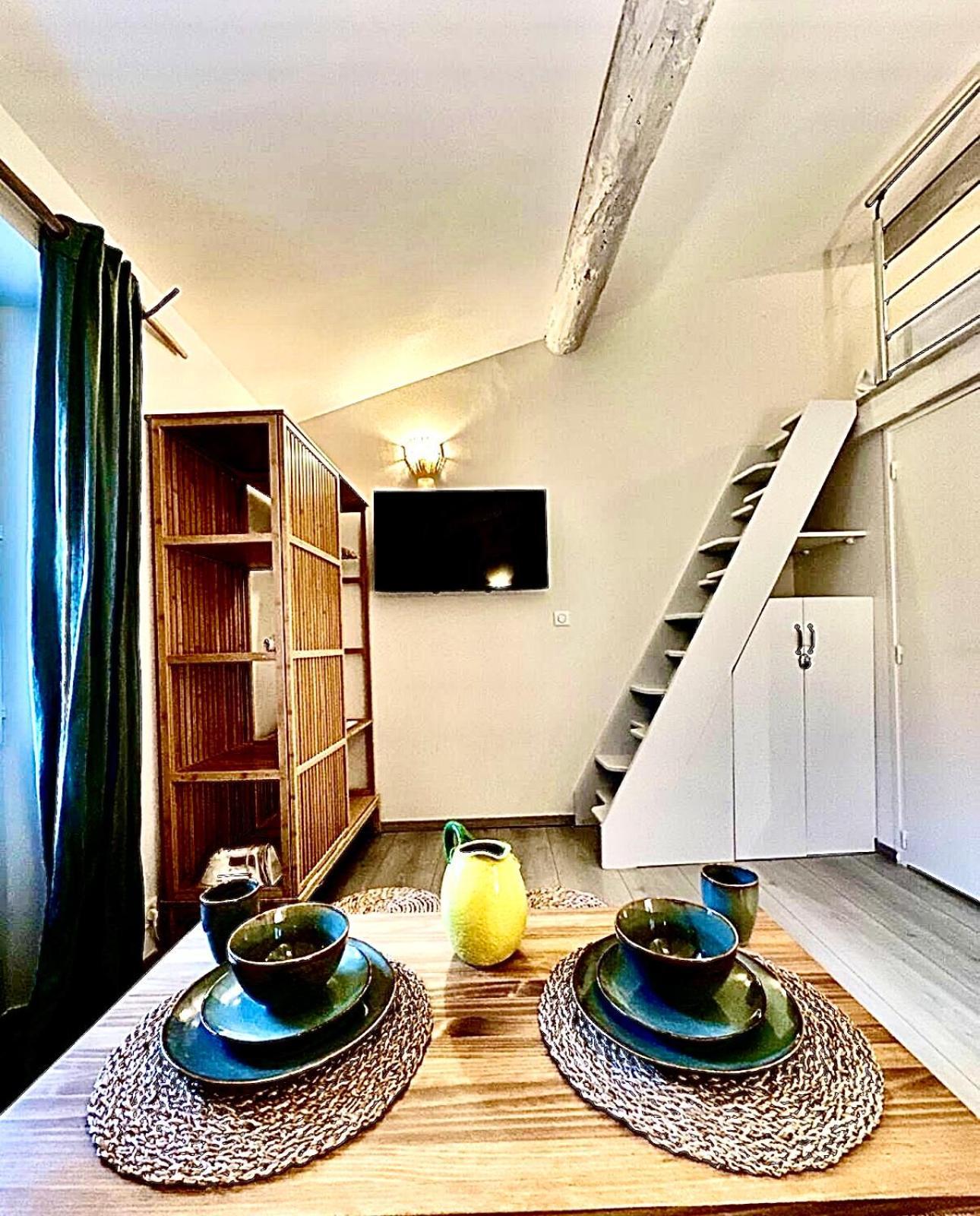 Cozy Studio Le Cedre, Port De Saint Tropez Екстер'єр фото